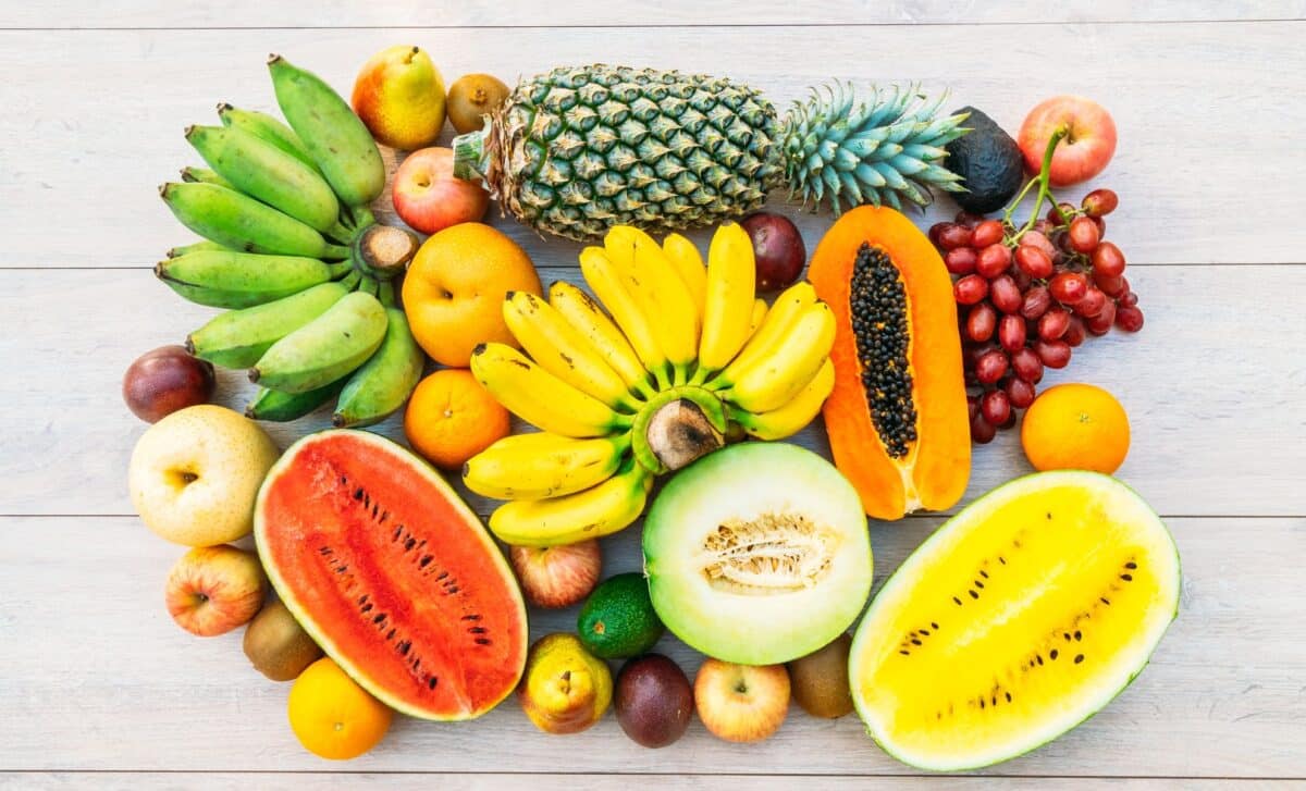 I'm A Cancer Dietitian This Is The Fruit I Recommend To Lower Your Cancer Risk