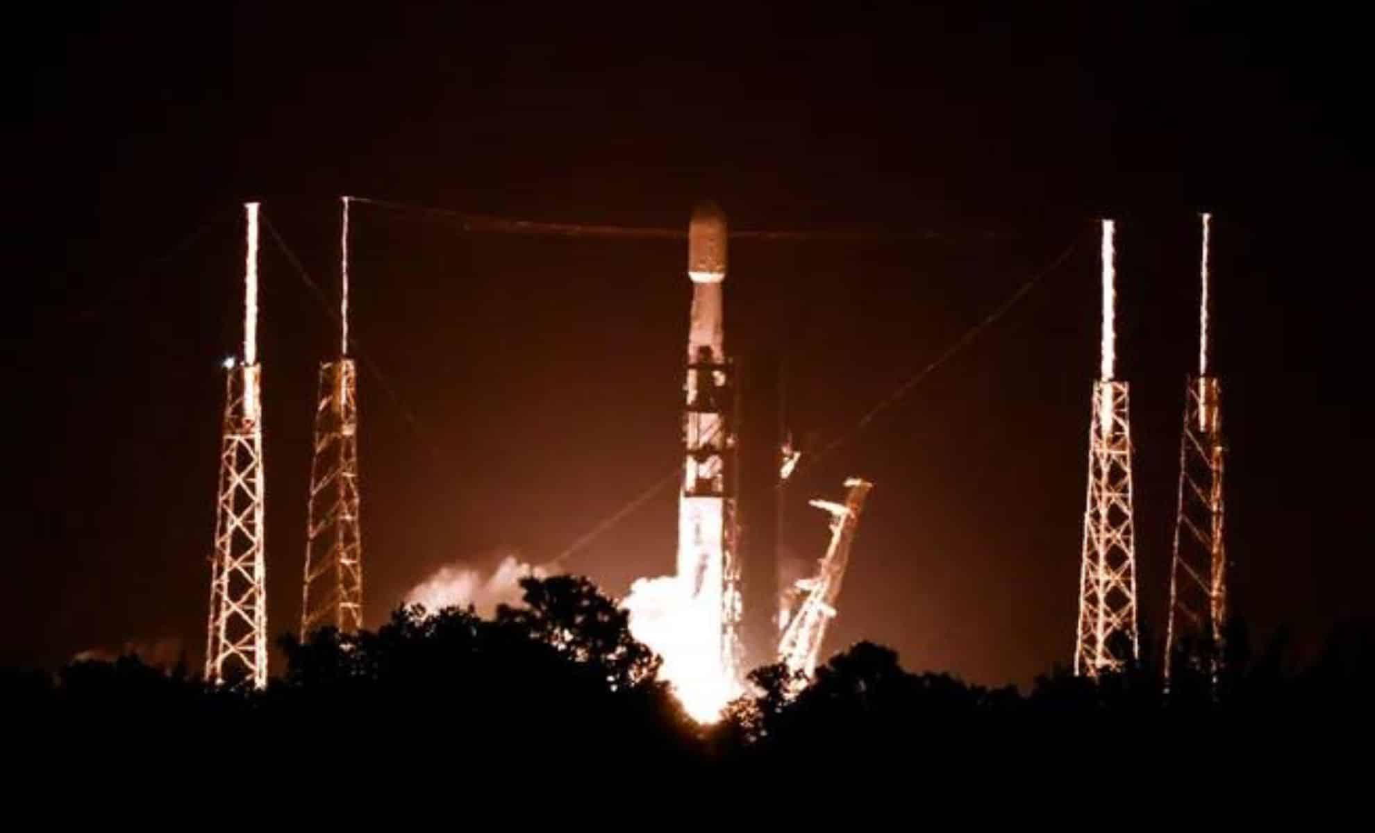 Spacex's Falcon 9 Cleared For Flight Following Faa Investigation As Starlink Missions Continue